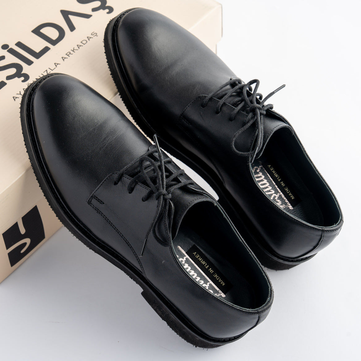 Oxford classic shoes